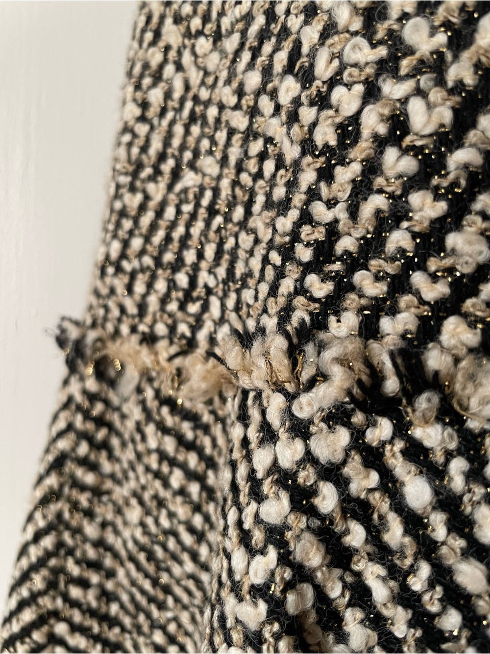 J CREW 2005 Black and Cream Tweed and Metallic Gold Thread Flare Skirt - Picture 3 of 7